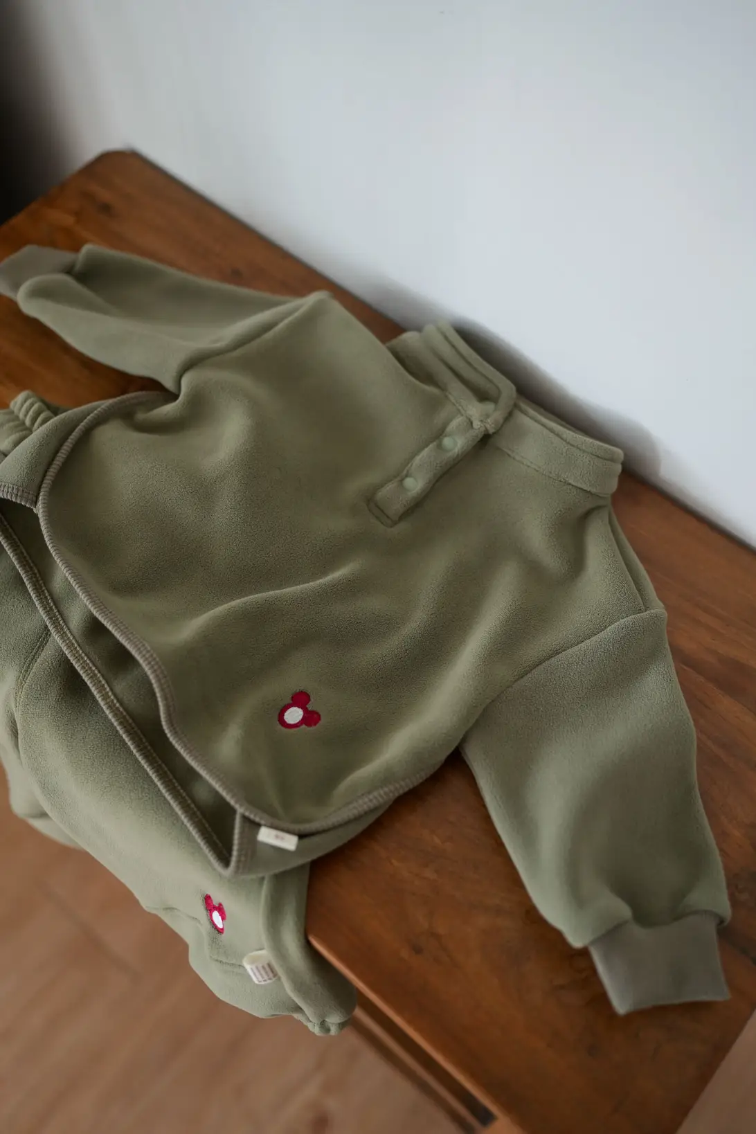 Kids olive fleece pullover and trousers