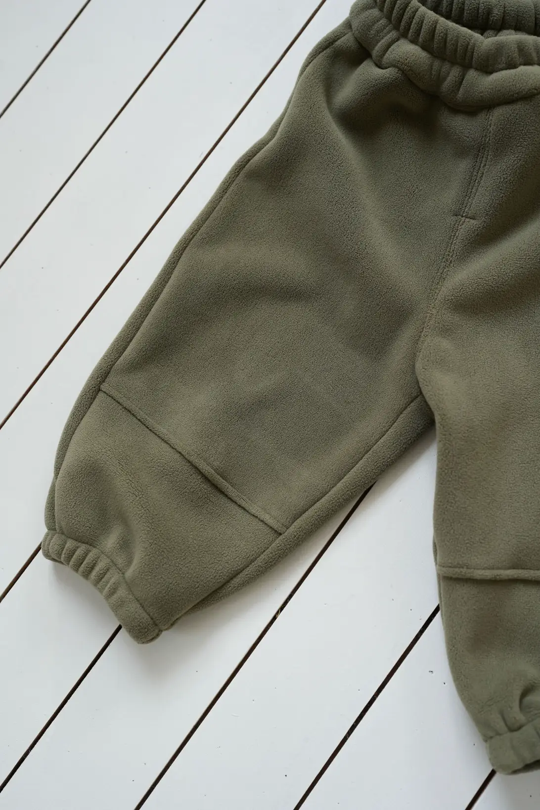 Kids olive fleece pullover and trousers