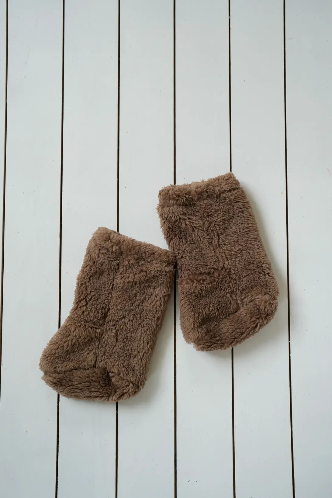 Teddy Oversize Socks in soft brown