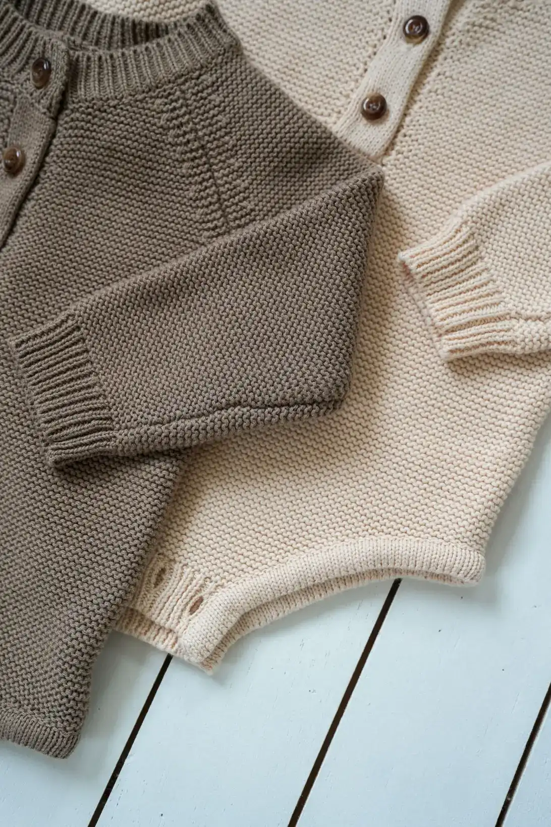 Little Nest 100% cotton knitted baby bodysuit in neutral colours – LULLA