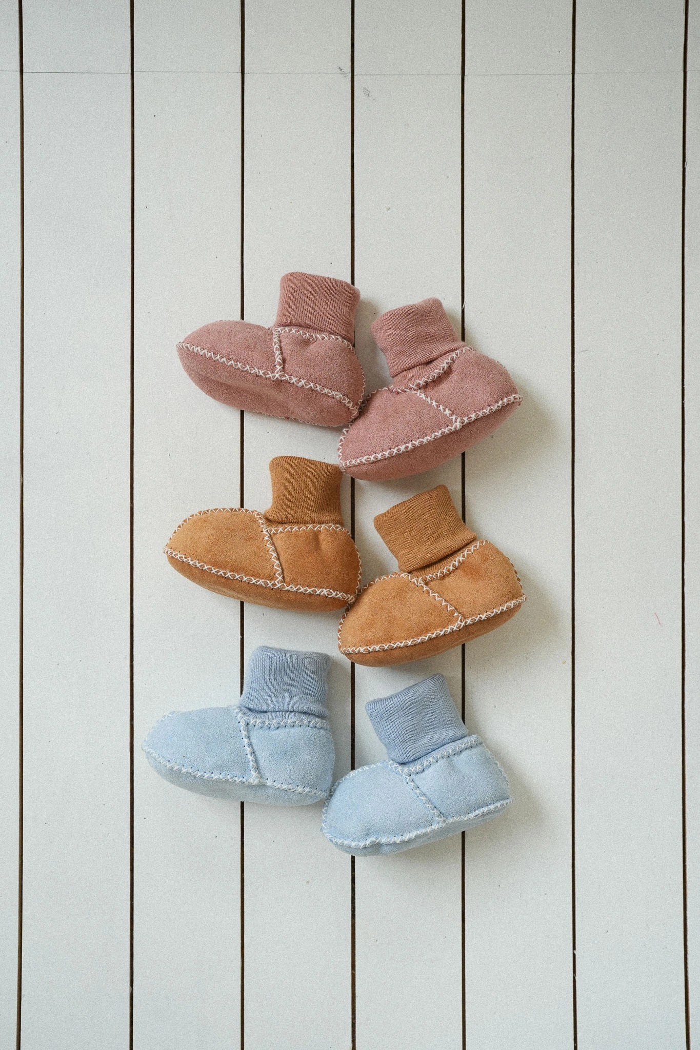Little Cloud soft baby booties in three colours – LULLA