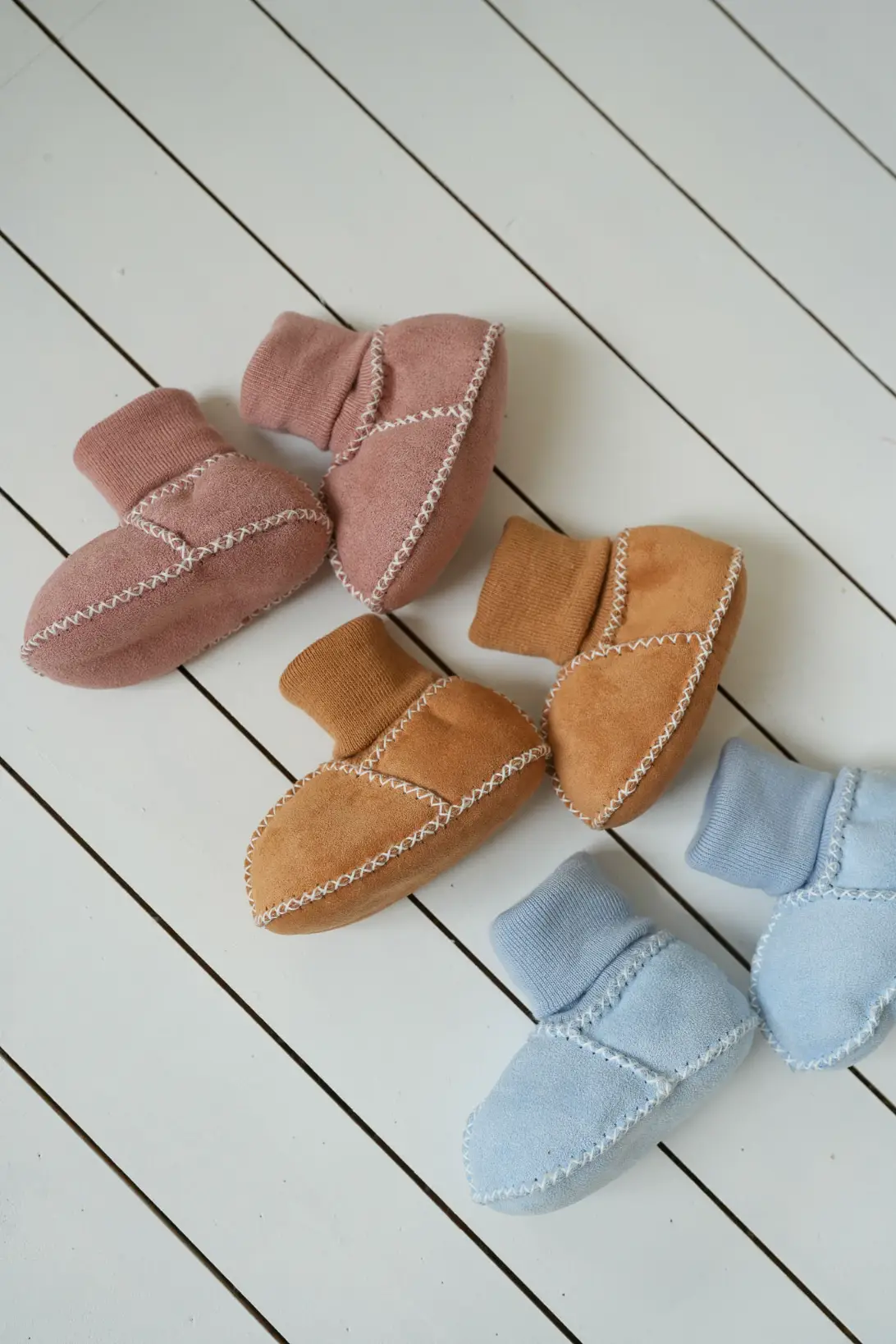 Little Cloud soft baby booties in three colours – LULLA